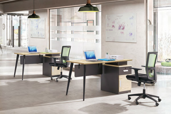 濟(jì)南辦公室裝修，如何選員工工作位家具？